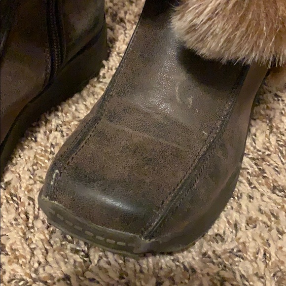 Boots - Picture 5 of 7